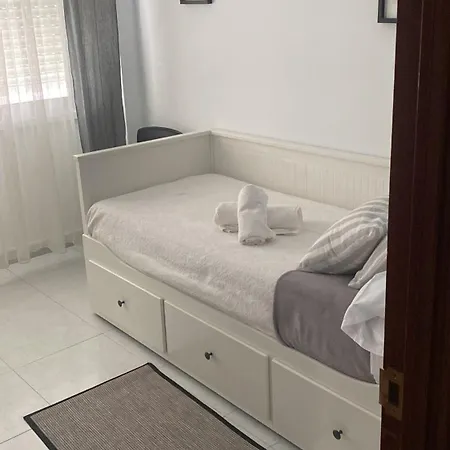 Piso Con Tres En *